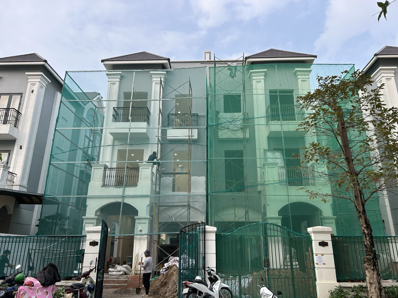 Thi Công Sơn Nước Trọn Gói, Giá Tốt